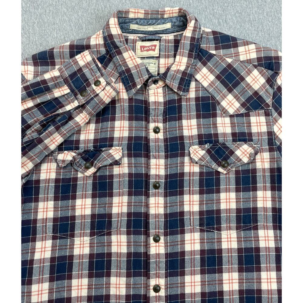 Levis Shirt Mens Medium Plaid Flannel Cotton Long Sleeve Slim Fit Button Up